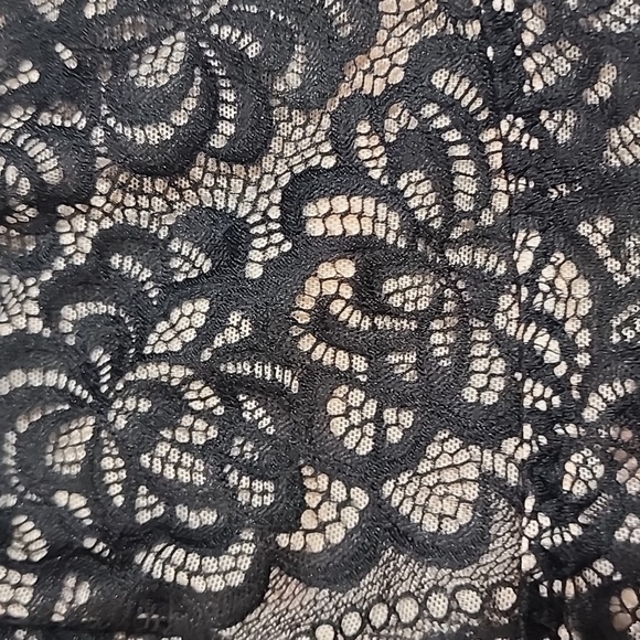 TORRID - Bundle of 3 Beautiful and Elegant Black Lace Bralettes. - Picture 8 of 12